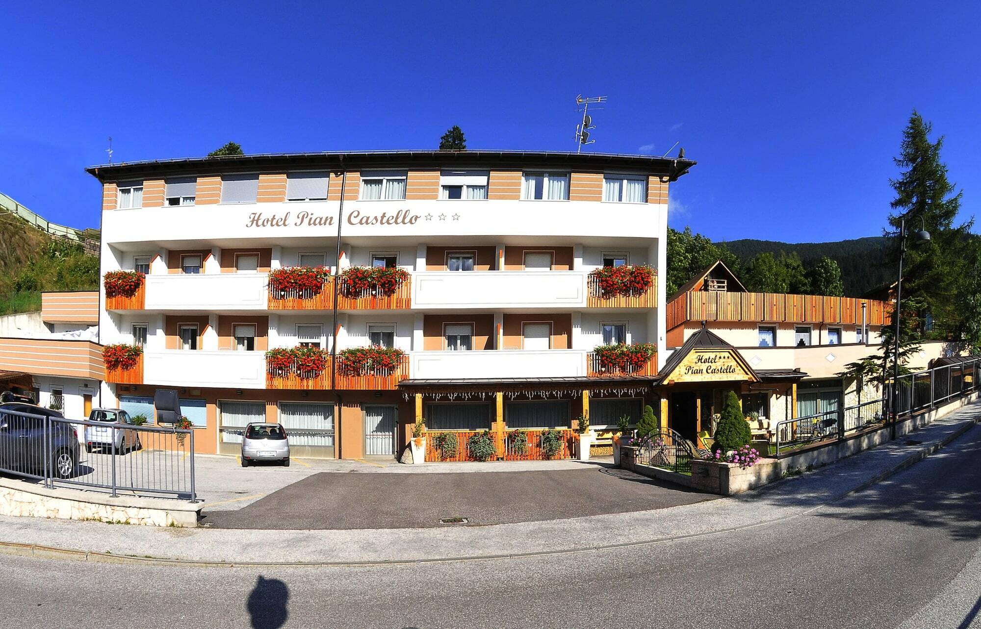 Hotel Piancastello Andalo Kültér fotó